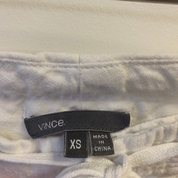 Vince 100% linen button down white shorts - Picture 2 of 6
